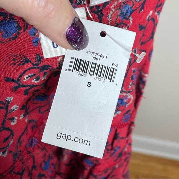 NWT GAP women's lightweight red & blue floral flowy 3/4 sleeve blouse size small - Picture 6 of 7